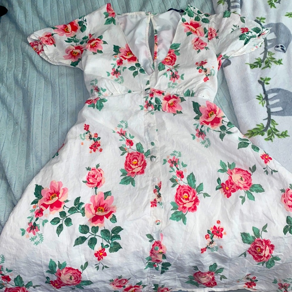2/30$! Floral white dress